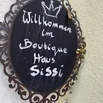 Boutique Haus Sissi Apartamento *