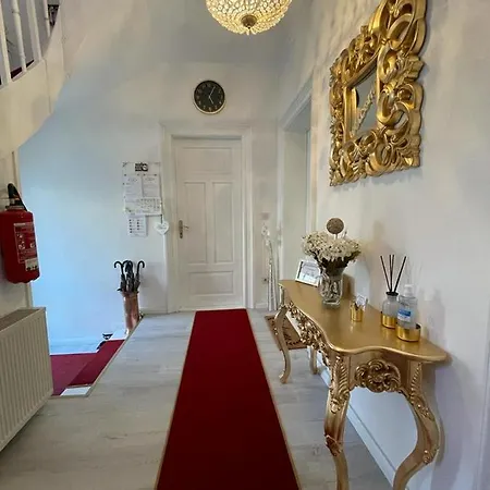 Апартаменты Boutique Haus Sissi Фюссен