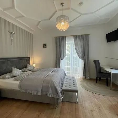 Boutique Haus Sissi 公寓 *